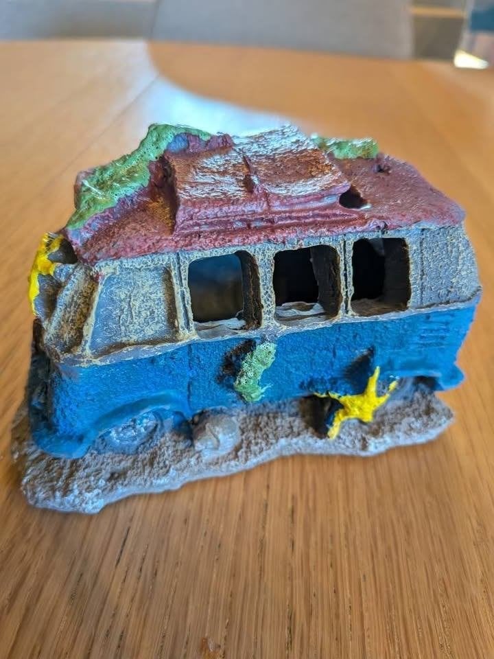 Décoration d'aquarium. neuve; VW Combi résine, Enlèvement