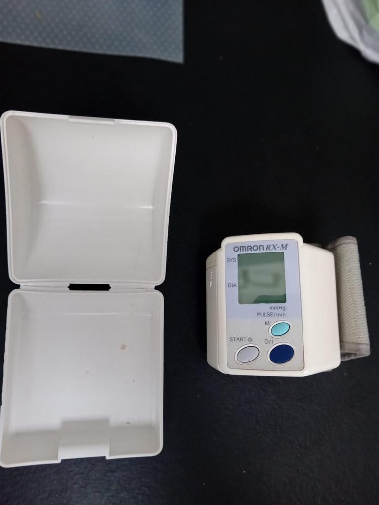 Tensiomètre Omron, Divers, Enlèvement, Comme neuf