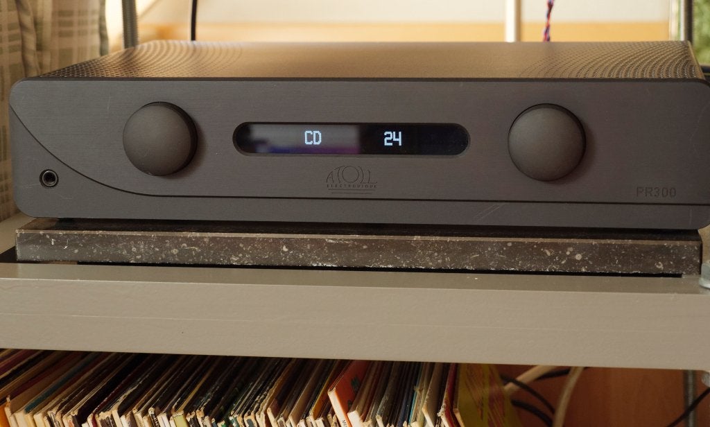 Atoll PR300 Signature + pu ingang MM/MC, Audio, Tv en Foto, Versterkers en Ontvangers, Ophalen of Verzenden, Zo goed als nieuw