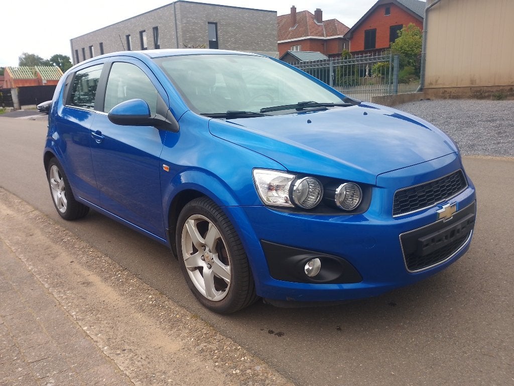 Chevrolet Aveo 1.6 Benz (2011) 5-Deur Ruim, Vlot & Compleet!, Autos, Euro 5, Aveo, Noir, 5 portes