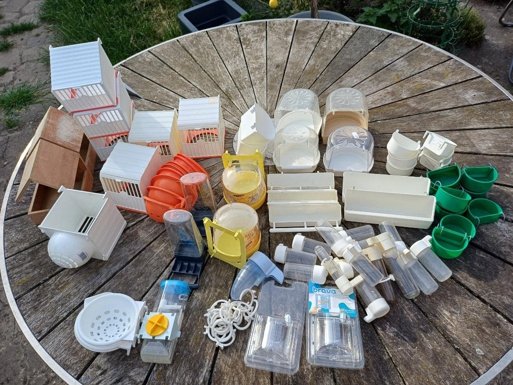 matériel d'elevage d'oiseaux, Enlèvement, Comme neuf, Accessoires pour cage