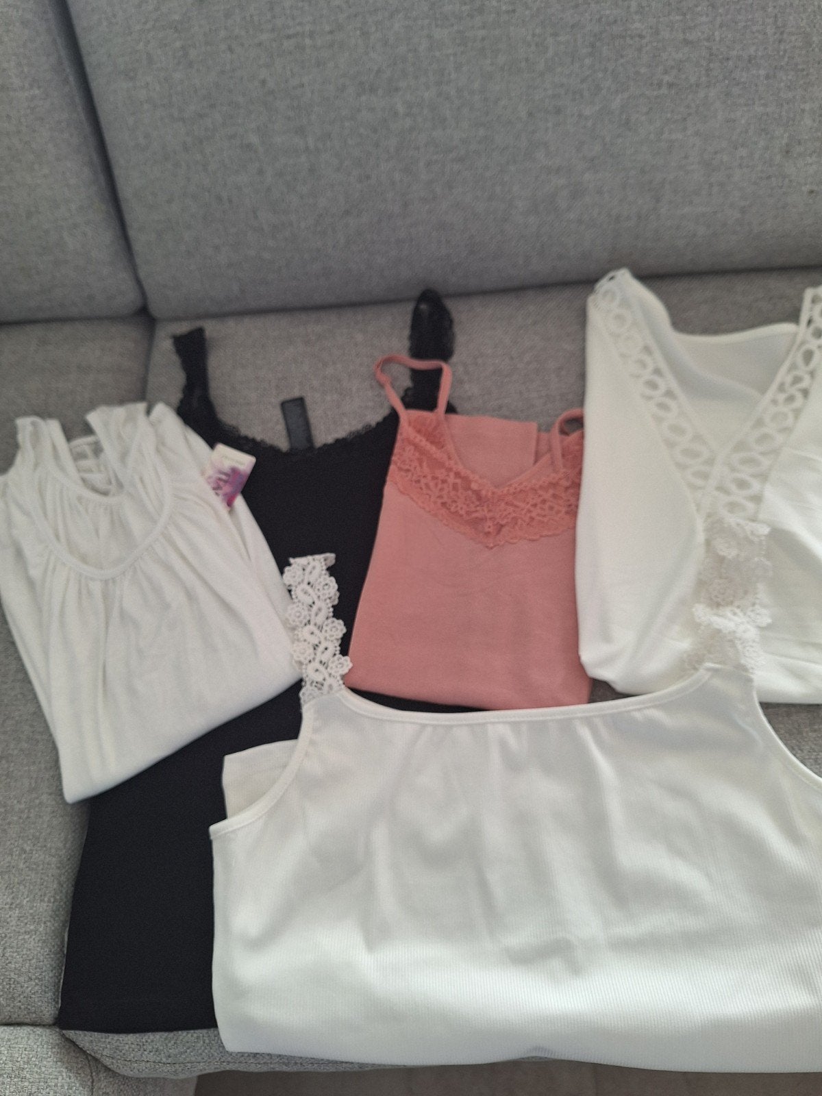 5 nieuwe topjes medium voor 3euro, Kleding | Dames, Topjes, Ophalen of Verzenden, Roze