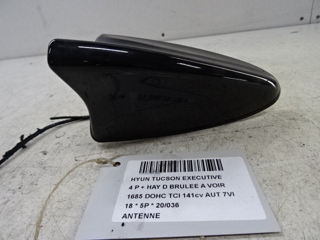 ANTENNE Hyundai Tucson (TL) (01-2015/05-2023) (96210D7250EB), Hyundai Motor Deutschland GmbH, Gebruikt, Kaiserleipromenade 5
63067  Offenbach am Main, DE
