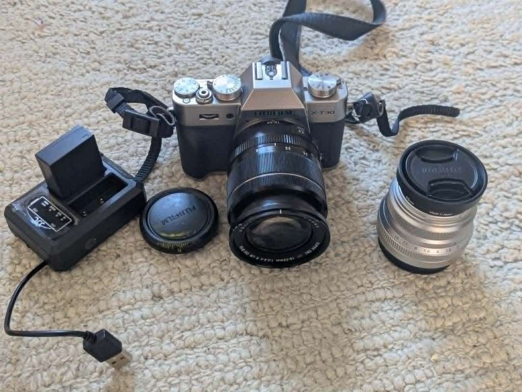 Fuji xt-30 + lenzen en cameratas, TV, Hi-fi & Vidéo, Utilisé, Appareil photo hybride, Batterie, Fujifilm