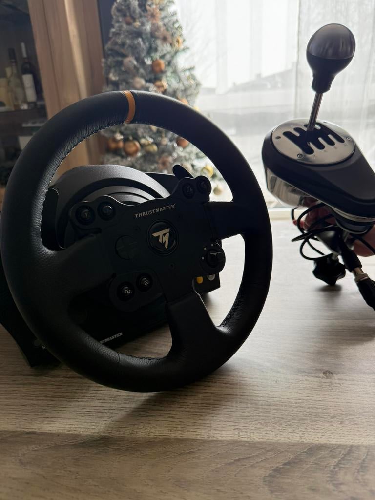 Thrustmaster  tx racing wheel leather edtion, Enlèvement, Comme neuf