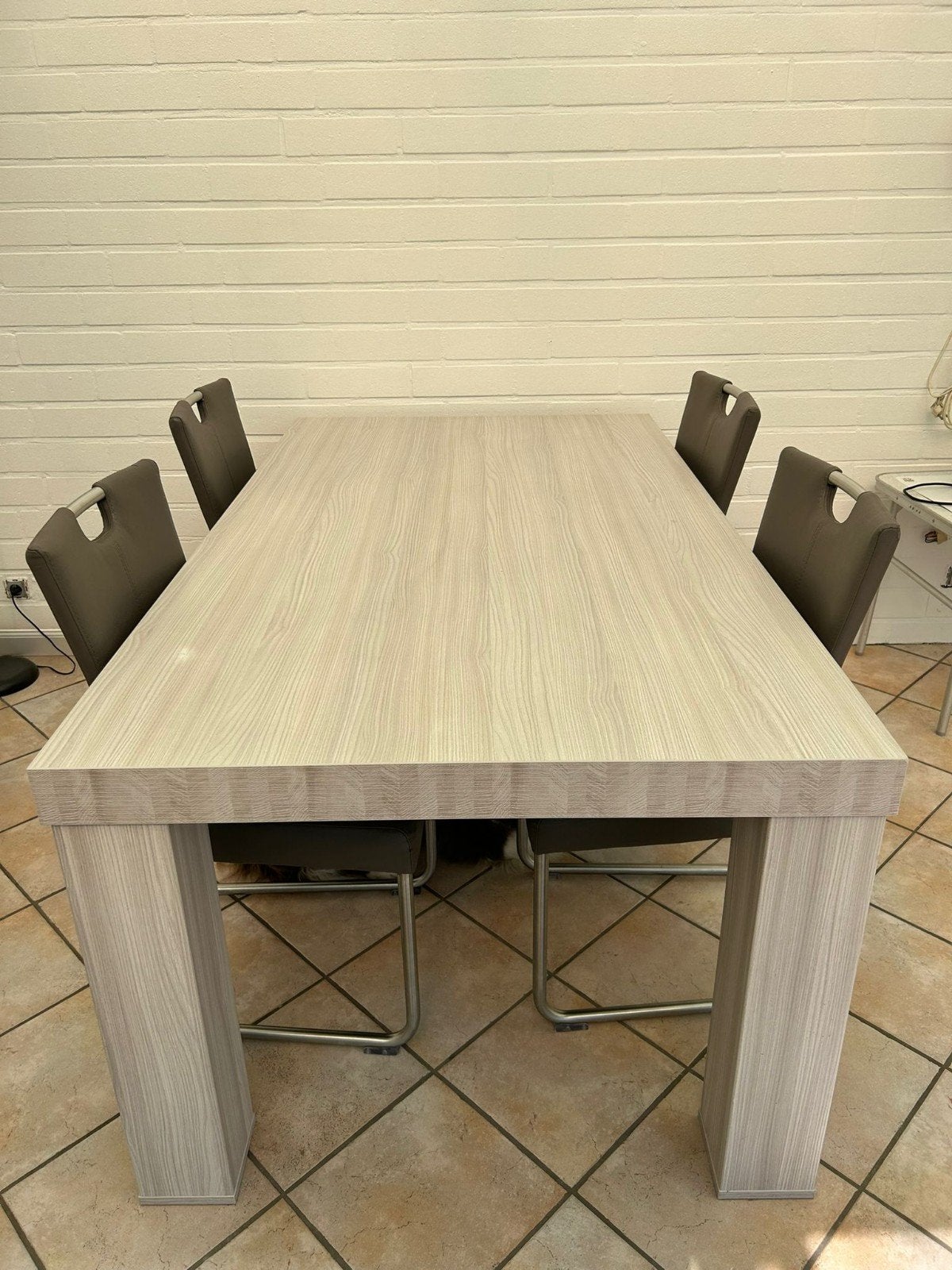 Tafel + 4 stoelen, Huis en Inrichting, Ophalen
