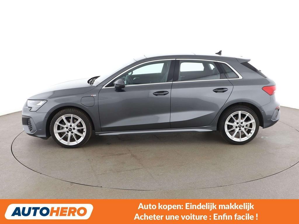 Audi A3 40 TFSIe S line (année de construction 2024), Autos, Audi, Argent ou Gris, Achat, Euro 6, 5 portes