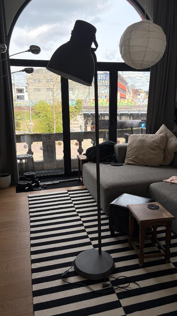 Staande lamp IKEA HEKTAR, Huis en Inrichting, Ophalen, Zo goed als nieuw, 150 tot 200 cm