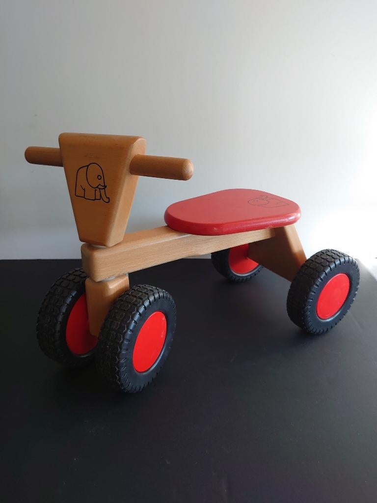 Houten loopfietsje / zitfiets – schattig & stevig 🐘🤍, Enlèvement ou Envoi, Utilisé, Jouet à Rouler ou à Bascule