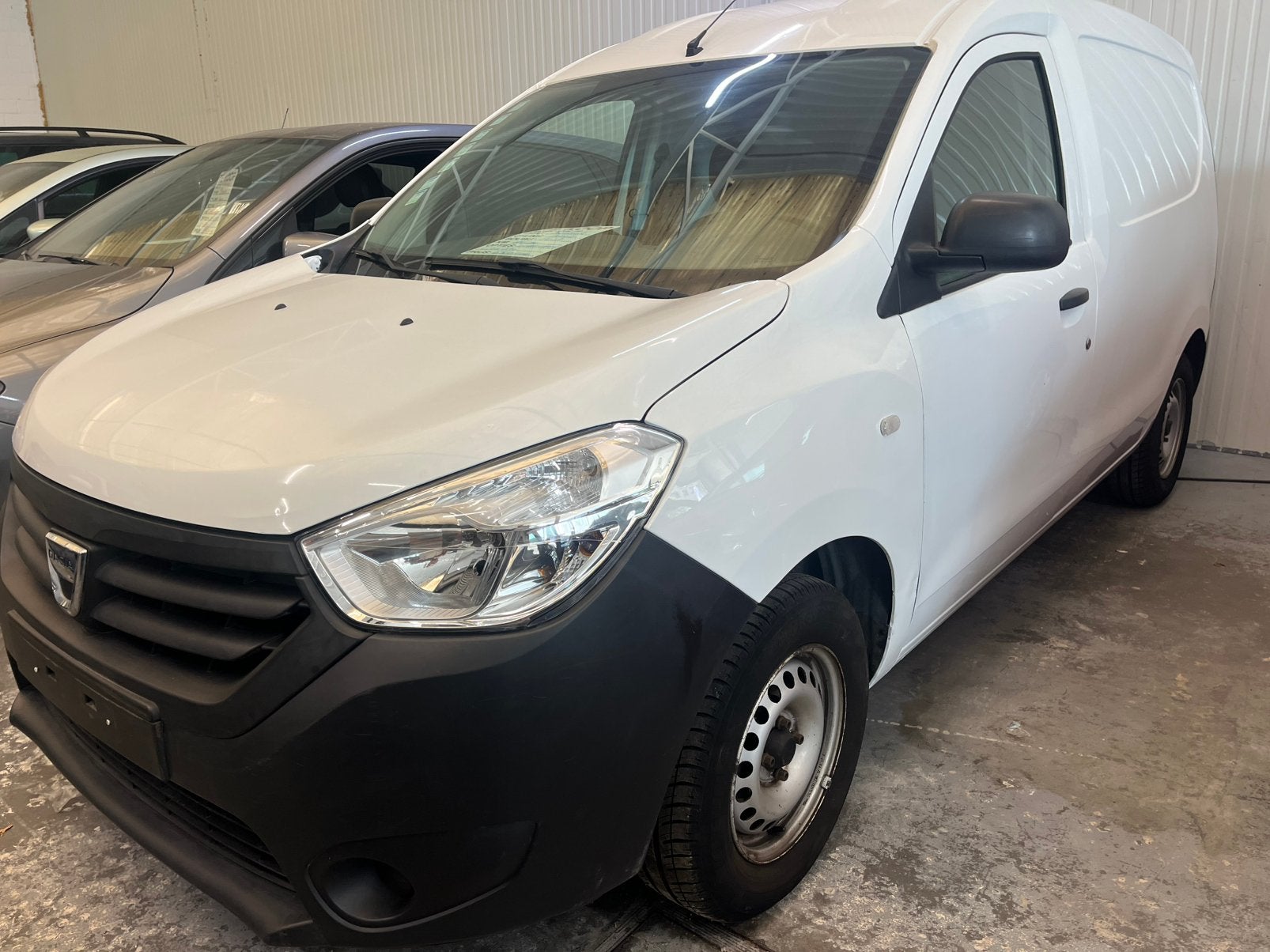 Dacia dokker lichte vracht benzine, Autos, Camionnettes & Utilitaires, Dacia, Euro 6, 2 places, Boîte manuelle