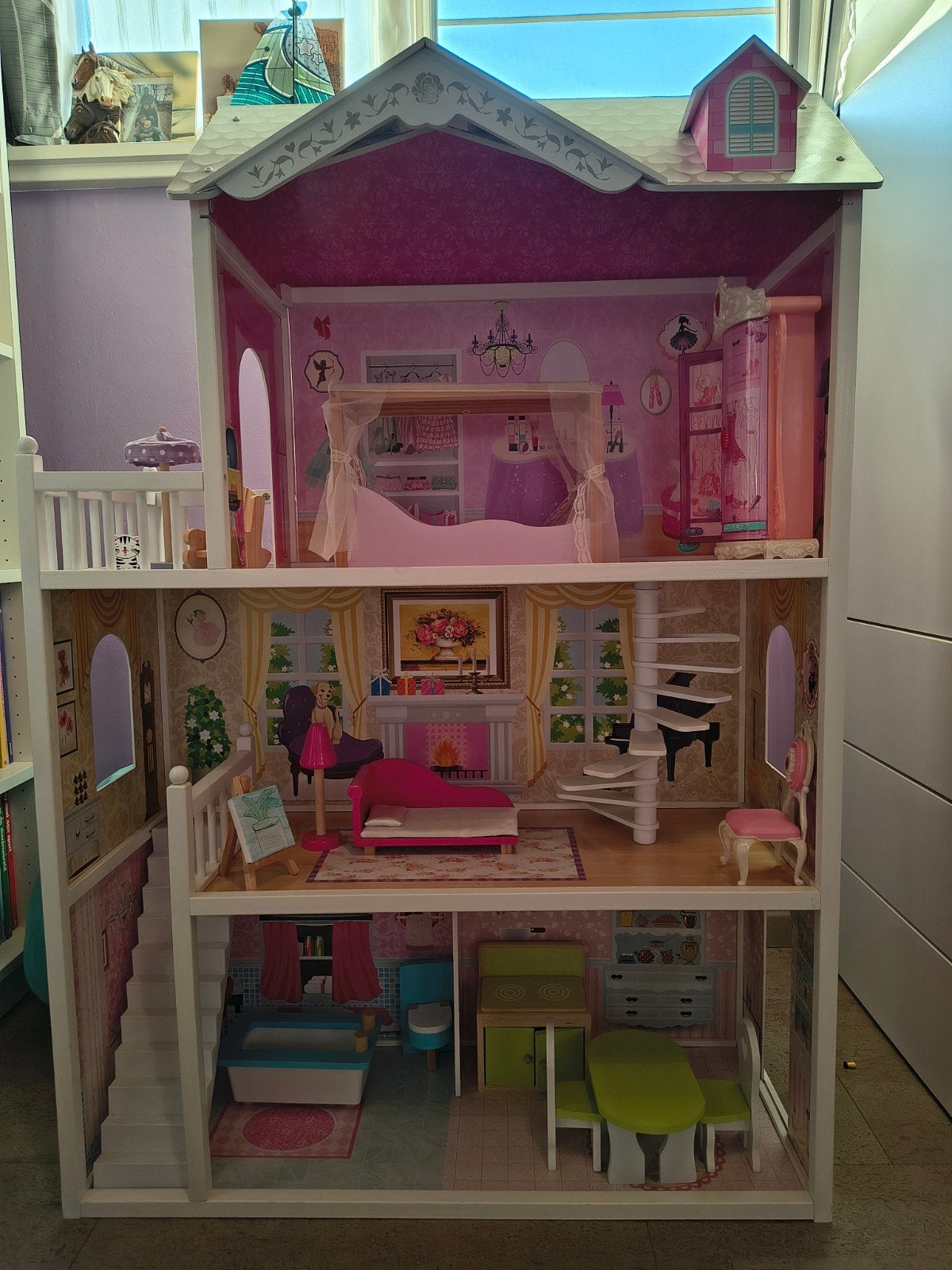 Houten barbie huis., Ophalen, Poppenhuis