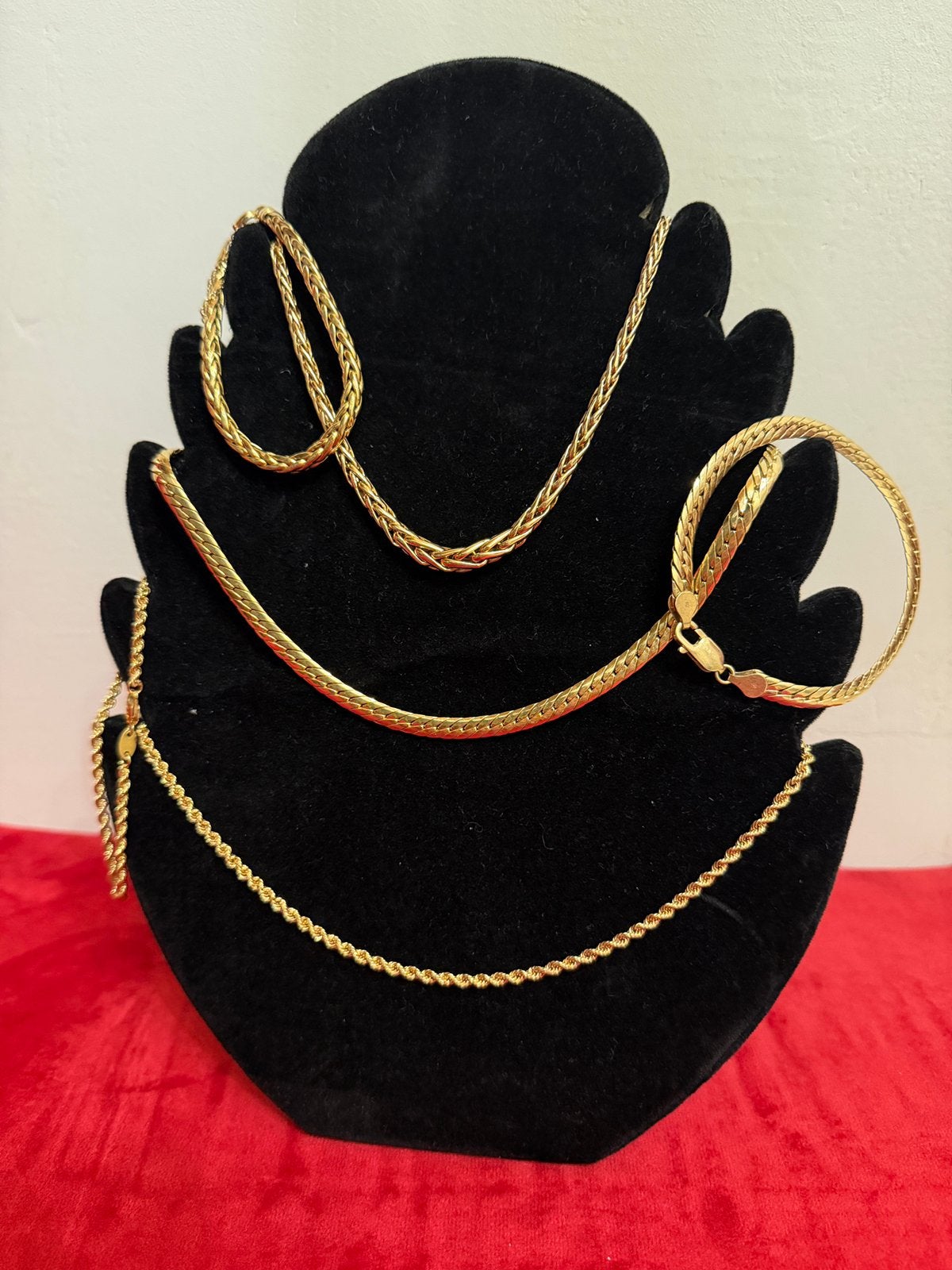 Des ensembles en or 18 carats (disponible), Bijoux, Sacs & Beauté, Colliers, Enlèvement, Comme neuf, Or, Or
