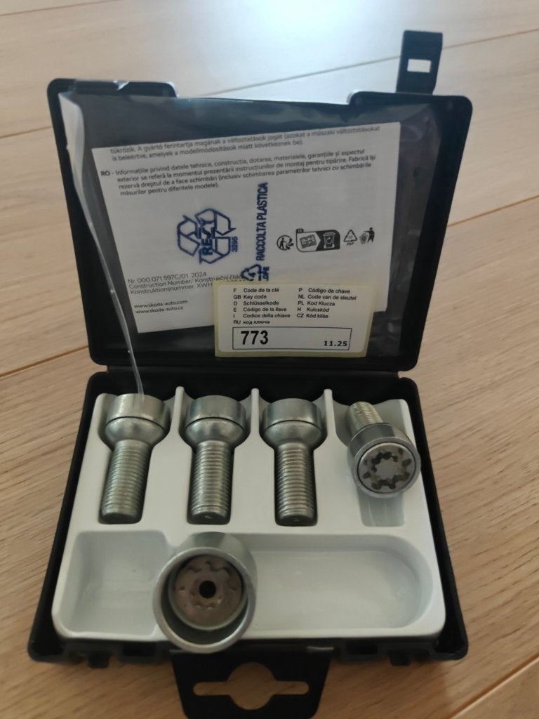 Boulons de roue de verrouillage Skoda, Autos : Pièces & Accessoires, Enlèvement, Pneus et Jantes
