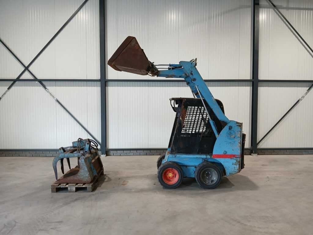 Gehl schranklader Bobcat, Wiellader of Shovel