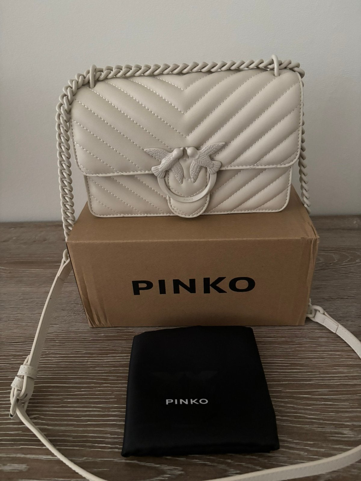 Pinko love one mini schouder/crossbody damestas ( nieuw), Handtassen en Accessoires, Tassen | Damestassen, Ophalen of Verzenden