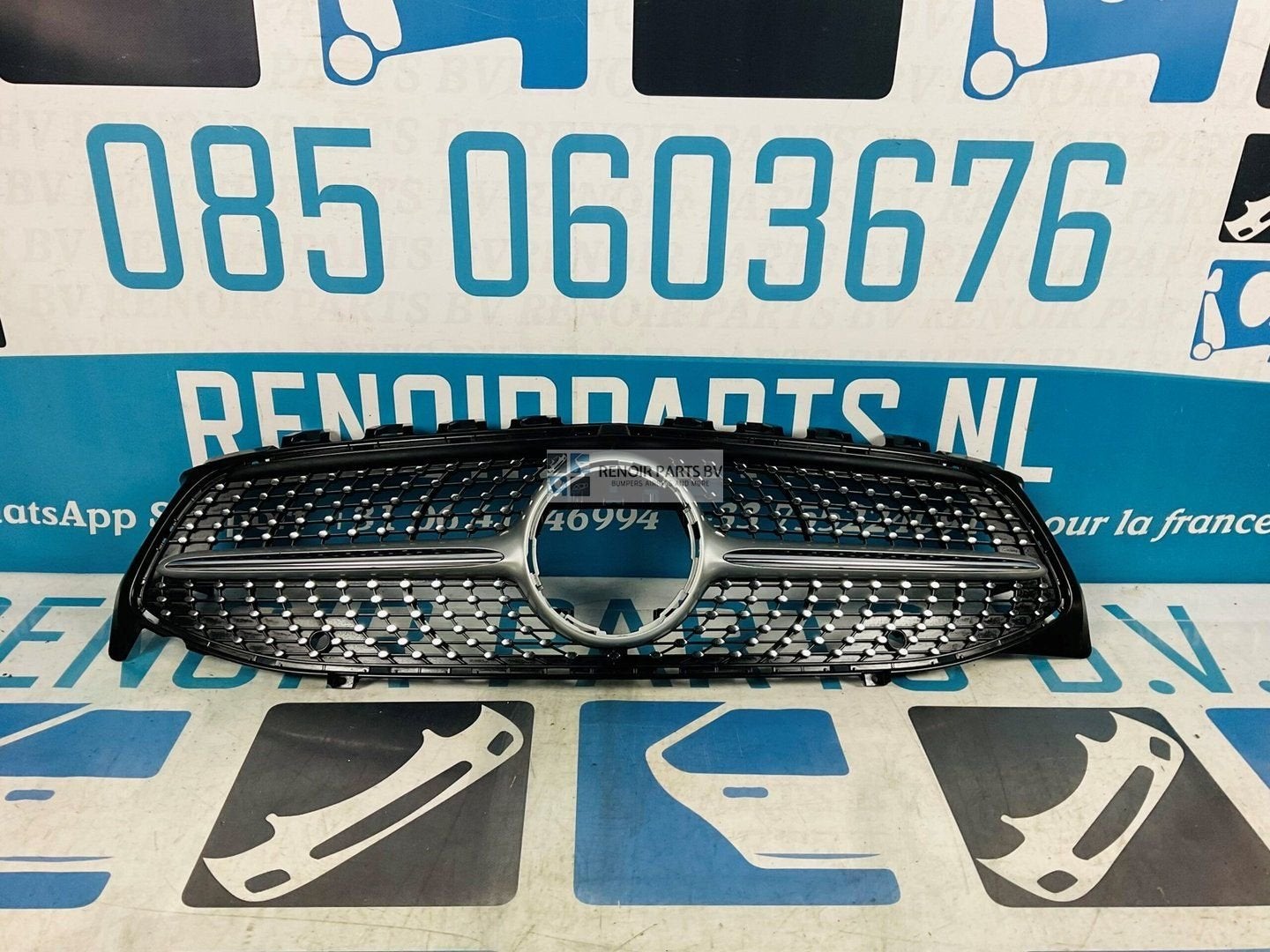 Grill Mercedes CLA W118 2019-2023 A1188880000 Gril 2-B7-6276, Gebruikt, -, -, Ophalen of Verzenden