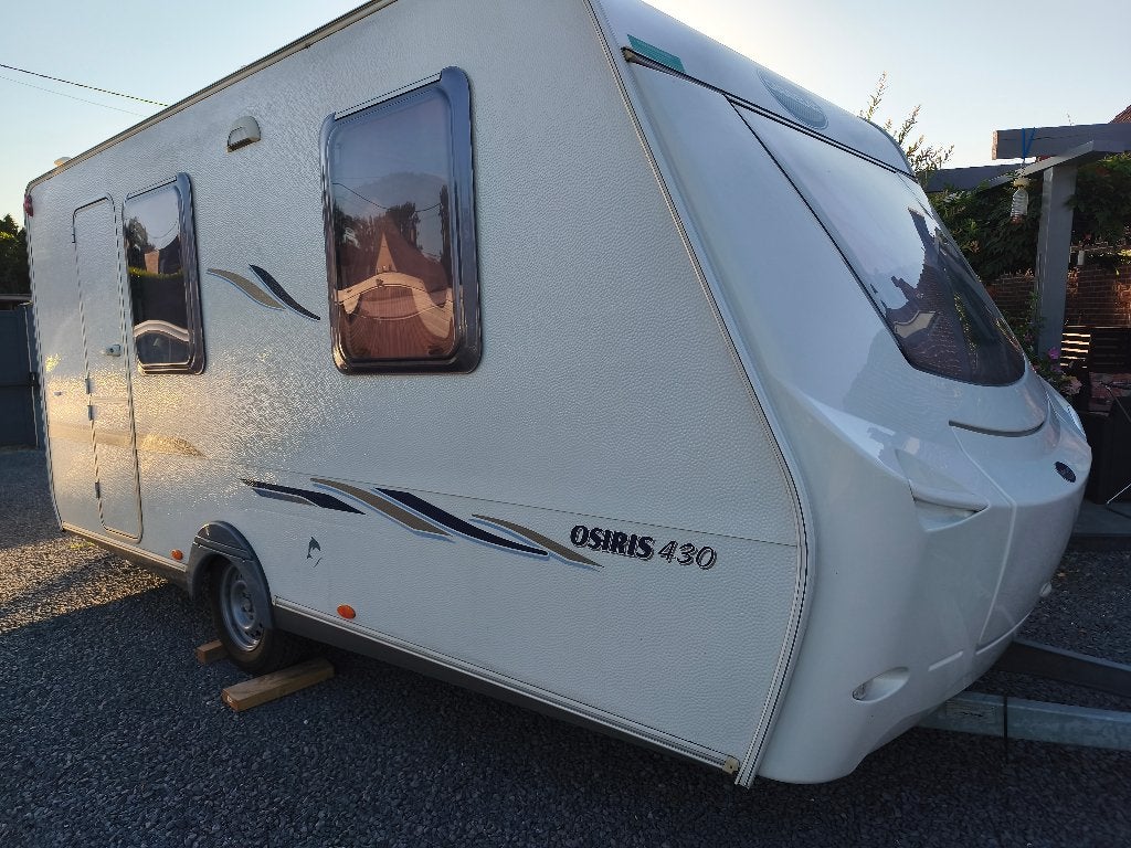 A Vendre Caravane Caravelair OSIRIS 430 de 2006, Roue de secours, 5 à 6 mètres, Grand lit, Particulier