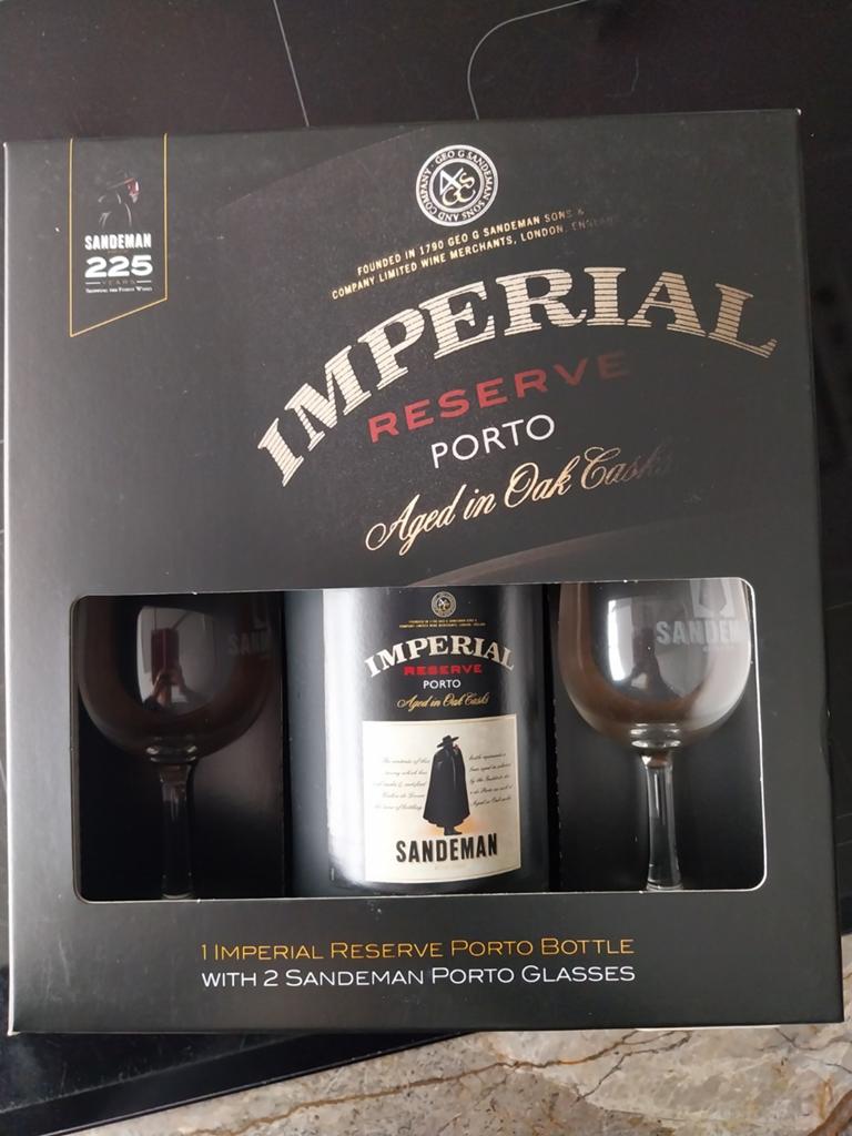 Porto Sandeman, Ophalen
