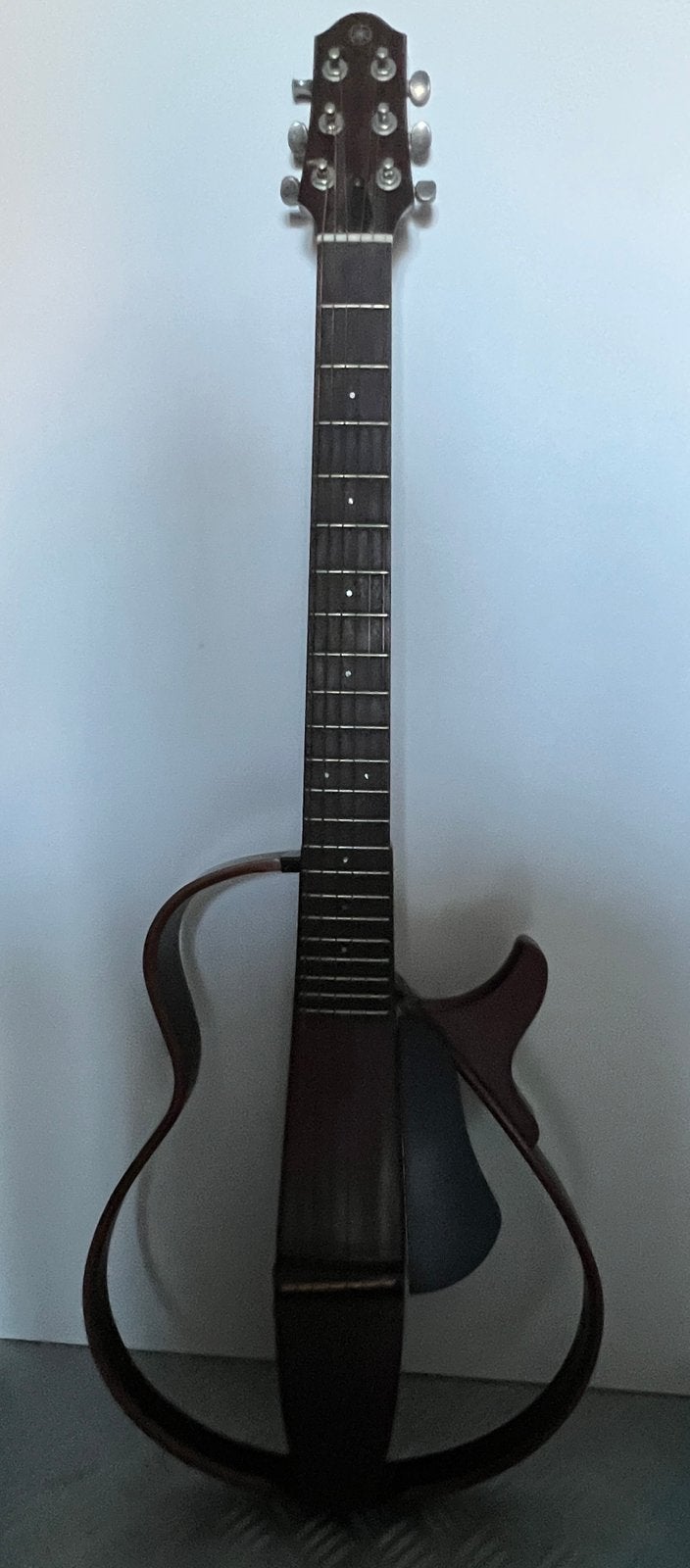 Yamaha GL-G200S sulent guitar, Musique & Instruments, Enlèvement, Comme neuf, Guitare Western ou Guitare Folk, Avec capteur (piezo)