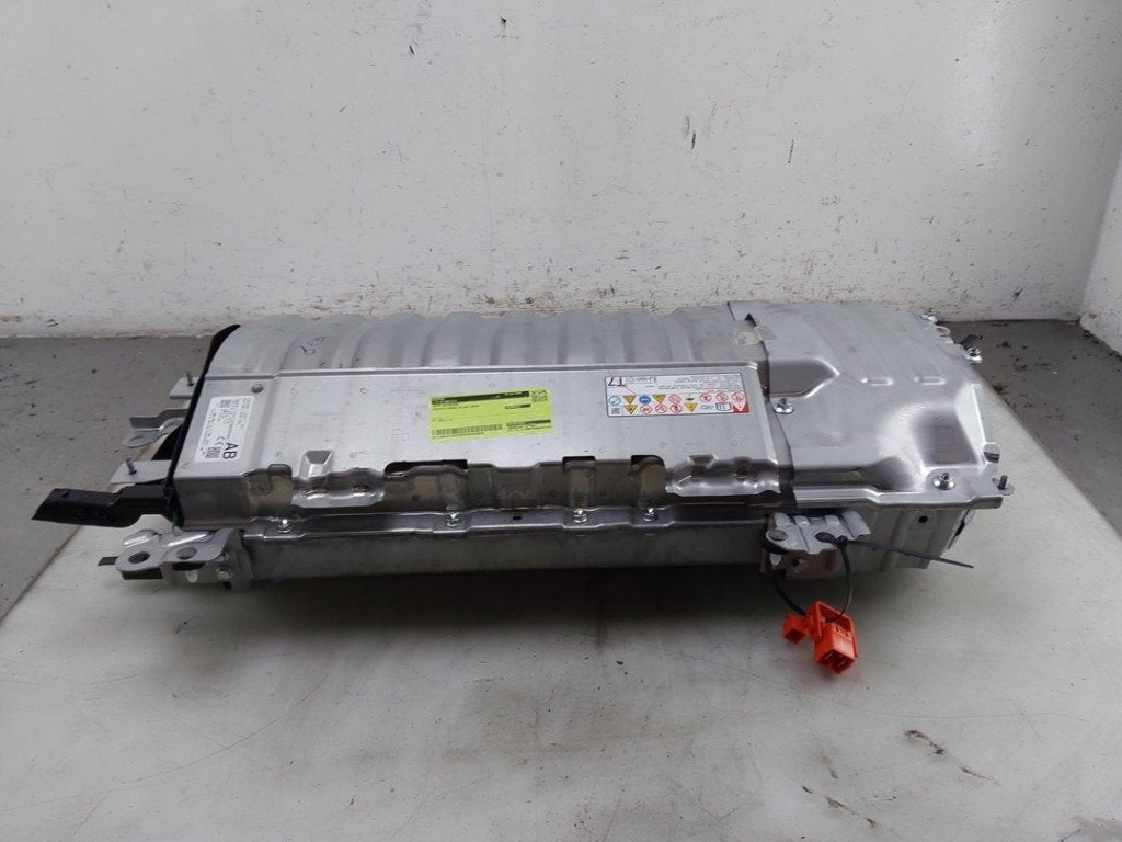 BATTERIE HAUT VOLTAGE Toyota Corolla Cross (01-2020/-), Kundenbetreuung@toyota.de, Toyota, Utilisé, Toyota-Allee 2
50858  Köln, DE