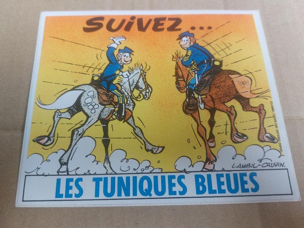 autocollant  les tuniques bleues   suivez, Enlèvement ou Envoi, Comme neuf