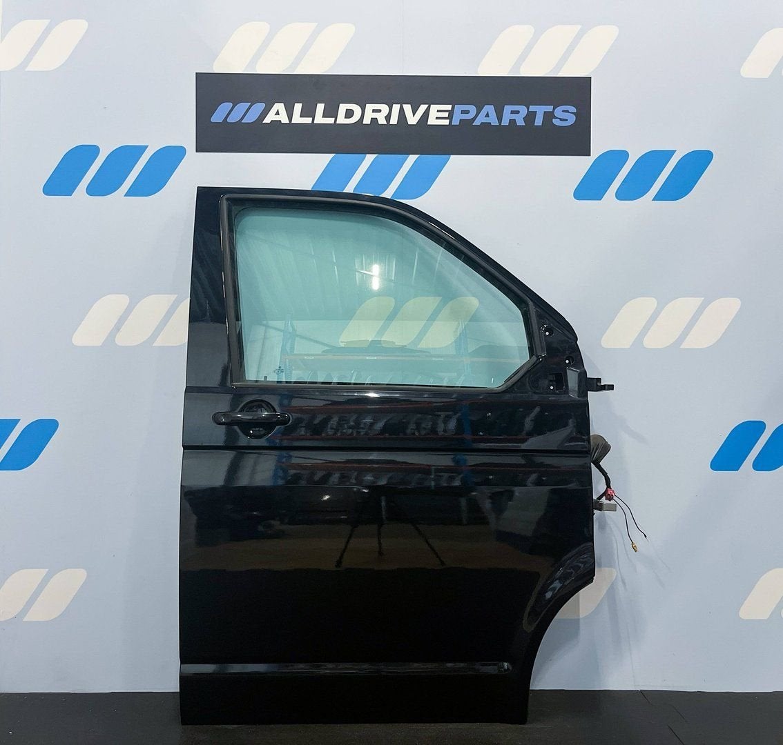 Voorportier rechts voor Volkswagen Transporter T6 7LA831056