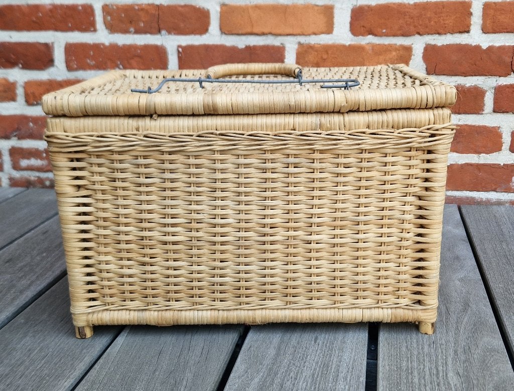 Vintage Rieten opbergmand, Huis en Inrichting, Gebruikt, Mand, Ophalen of Verzenden, Riet