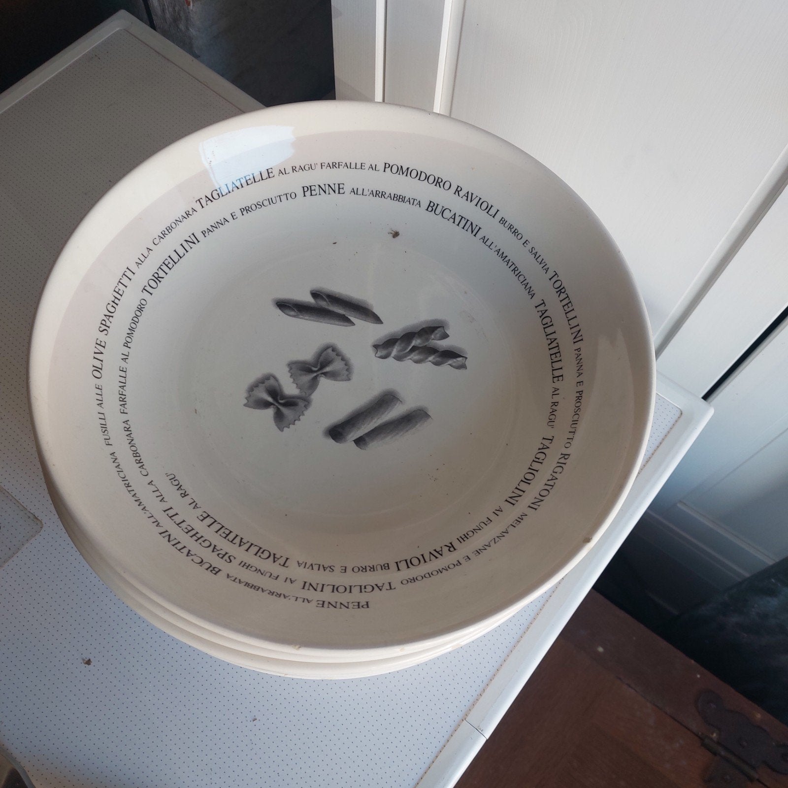 6 borden voor pasta met bestek 6 lepels, Ophalen, Bord(en)