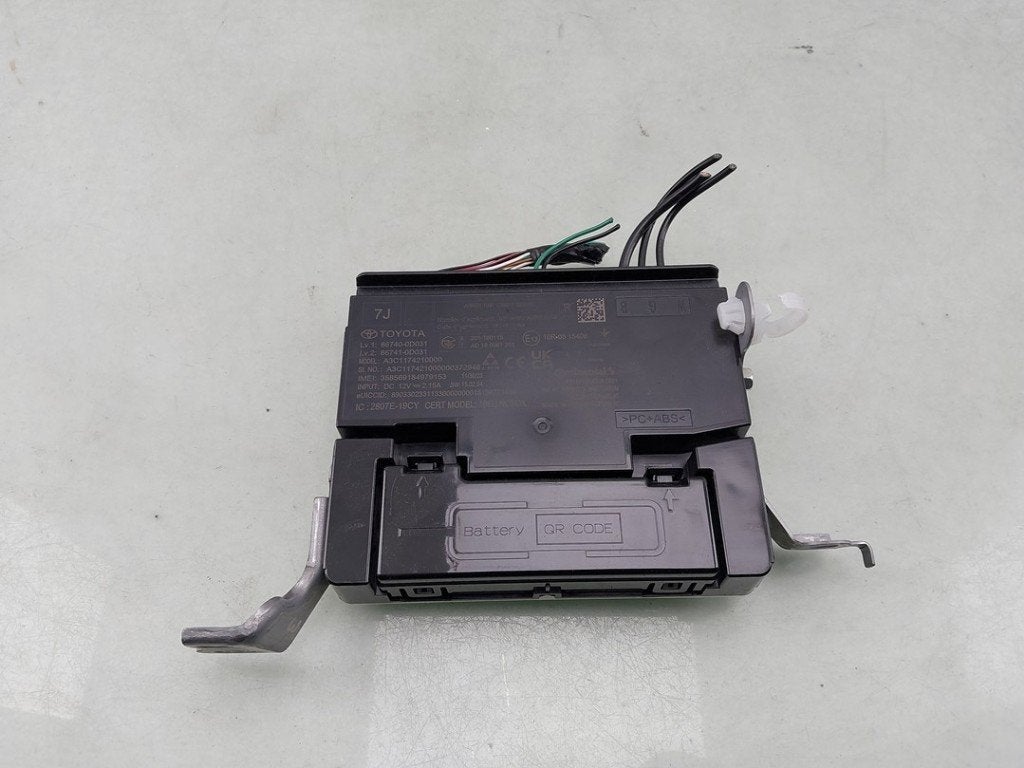 ORDINATEUR TELEPHONE Toyota Yaris IV (P21 / PA1 / PH1), Kundenbetreuung@toyota.de, Toyota, Utilisé, Toyota-Allee 2
50858  Köln, DE