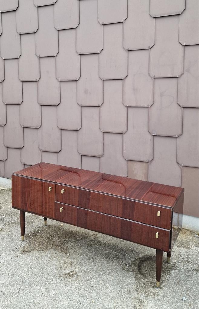 Meuble bas vintage, Enlèvement