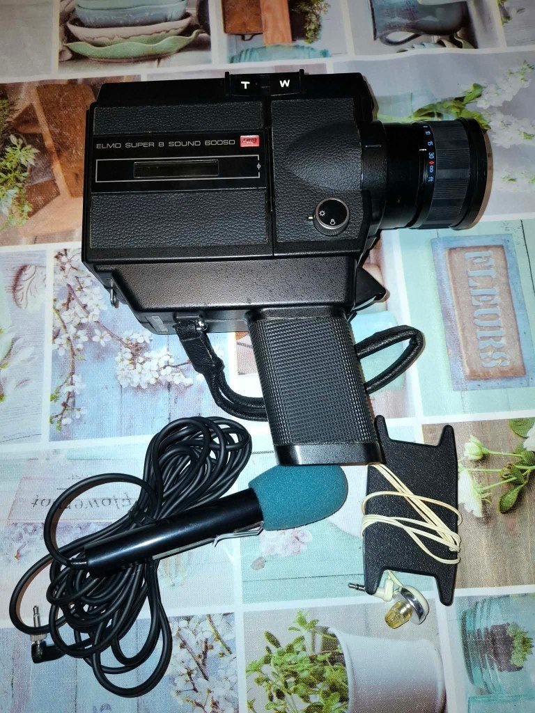 2 caméras, TV, Hi-fi & Vidéo, Enlèvement, Hi 8, Caméra