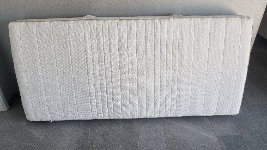 eenpersoon matras, Ophalen, 90 cm, Eenpersoons, Zo goed als nieuw