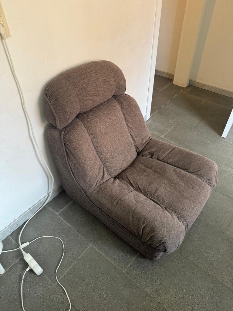 Zetel, Banc droit, Une personne, Enlèvement, Utilisé