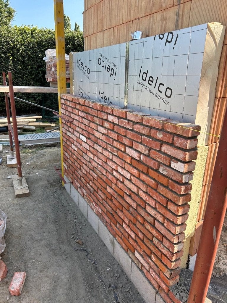 Gevelsteen Oude Beerse M50, Doe-het-zelf en Bouw, Metselstenen, Ophalen, Gebruikt, Bakstenen