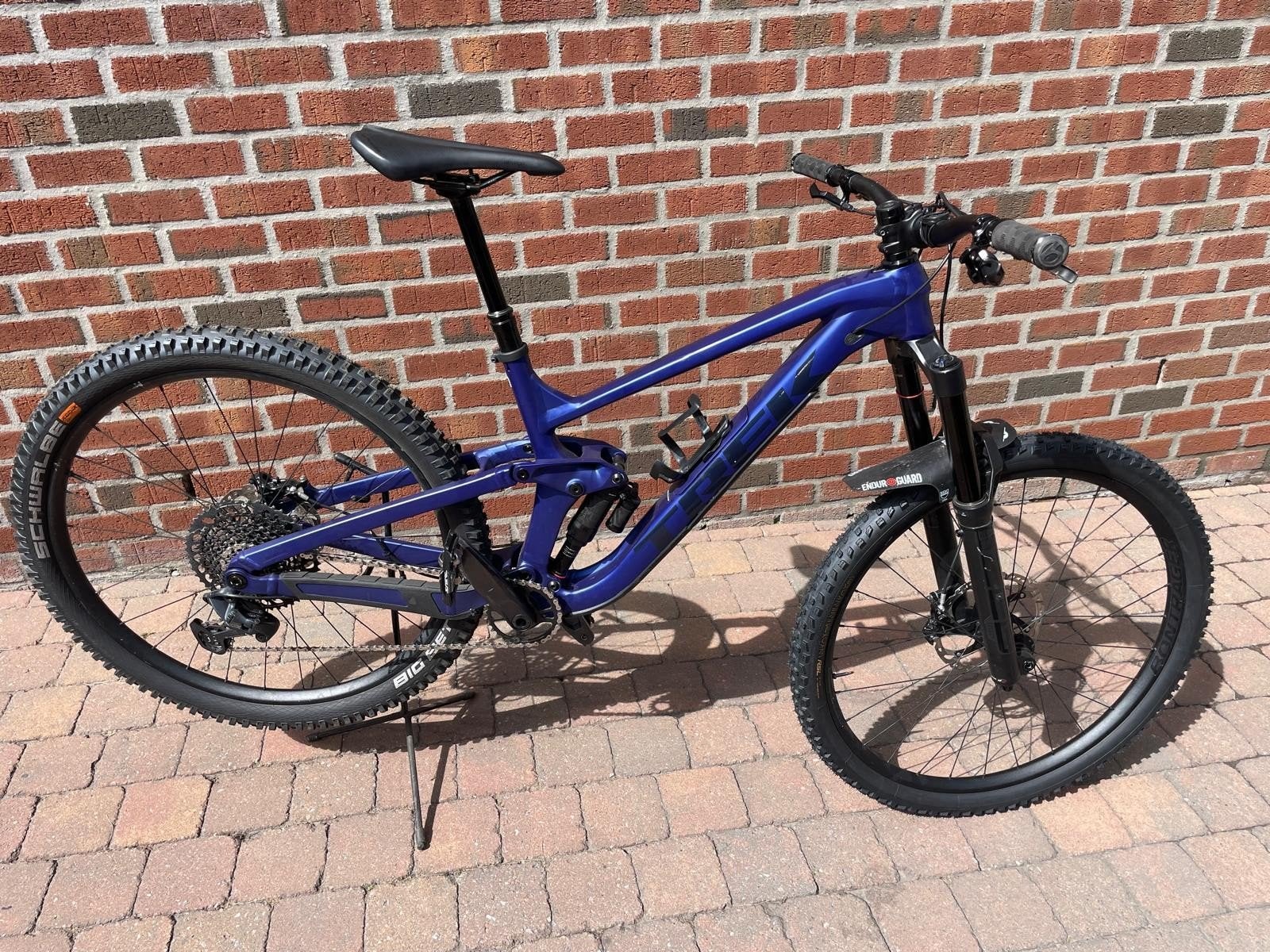Enduro trek mountainbiken, Trek