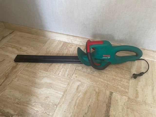 Bosch haagschaar - ciseaux de La Haye Bosch, Enlèvement, Utilisé, Électrique, Bosch