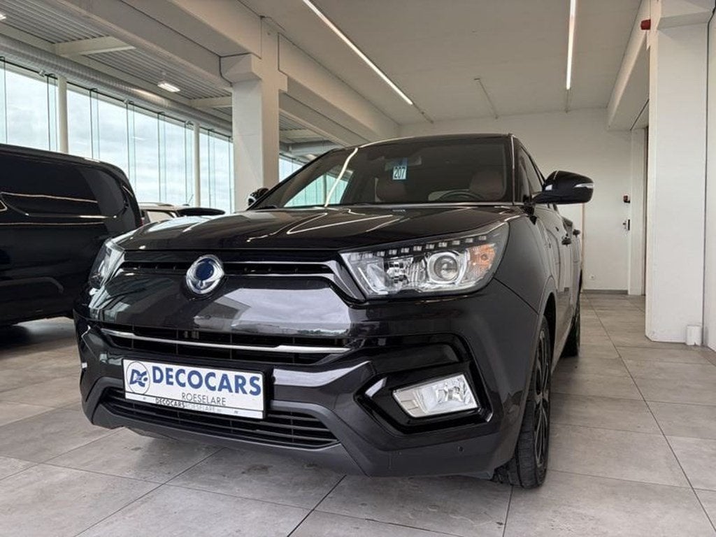 SsangYong Tivoli Apple Carplay - Android Auto / Trekhaak /, Sportstoelen, Zwart, 5 deurs, 129 pk