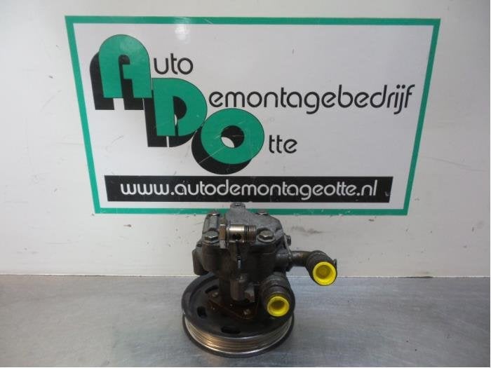 Pompe direction assistée d'un Volkswagen Passat (Passat 01-, Autos : Pièces & Accessoires, Commande, Volkswagen, Utilisé, 3 mois de garantie