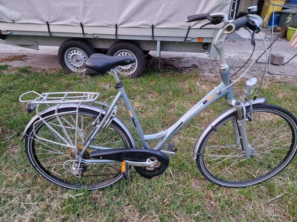 Damesfiets batavus jakima basiq 28" 57 cm, Fietsen en Brommers, Ophalen, Gebruikt, Velgrem, Versnellingen