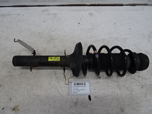 AMORTISSEUR OU ABSORBEUR DE CHOC AVANT GAUCHE (1J0413031EF), Volkswagen, Mevr. I. Hauben, Utilisé, Rue de l'Espoir 34 34
4030  GRIVEGNÉE, BE