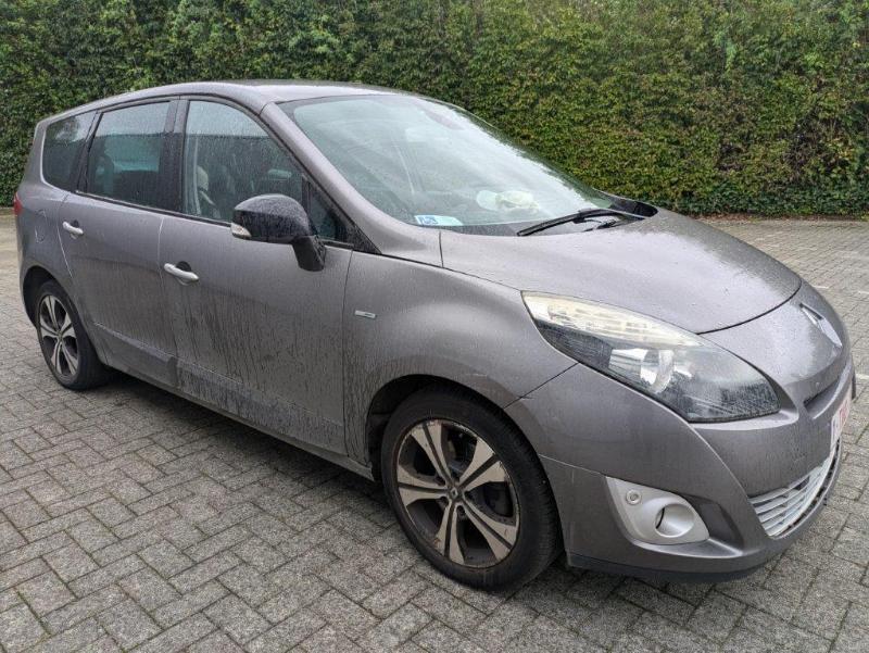 Renault Scenic 1.5 dCi Bose Edition FAP EDC - AUTOMAAT, Autos, Renault, Argent ou Gris, Achat, Entreprise, 7 places