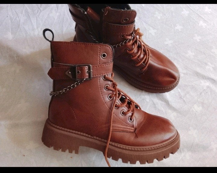 bottines pointure 37/38 couleur marron, Enlèvement ou Envoi, Comme neuf, Brun, Boots et Botinnes