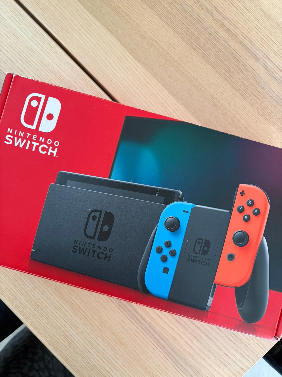 Nintendo switch en parfait etat tres peu servie, Consoles de jeu & Jeux vidéo, Enlèvement ou Envoi, Comme neuf, Switch Original
