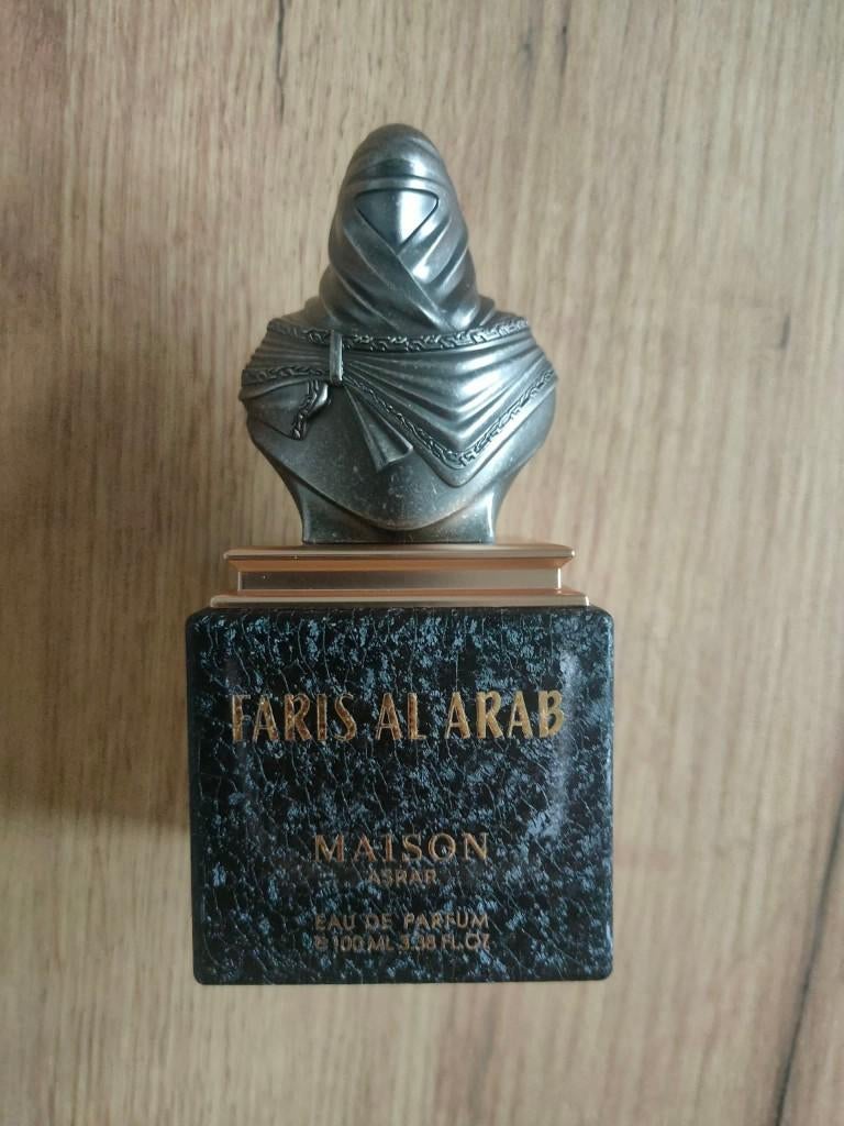 Faris al arab Parfum Maison Asrar, Enlèvement