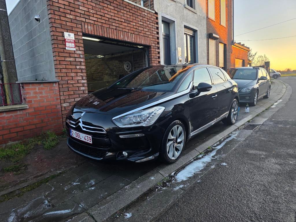 Citroën DS5 2.0 hdi 136ch BIEN LIRE !!!, Auto's, Euro 5, Particulier, Handgeschakeld, Diesel