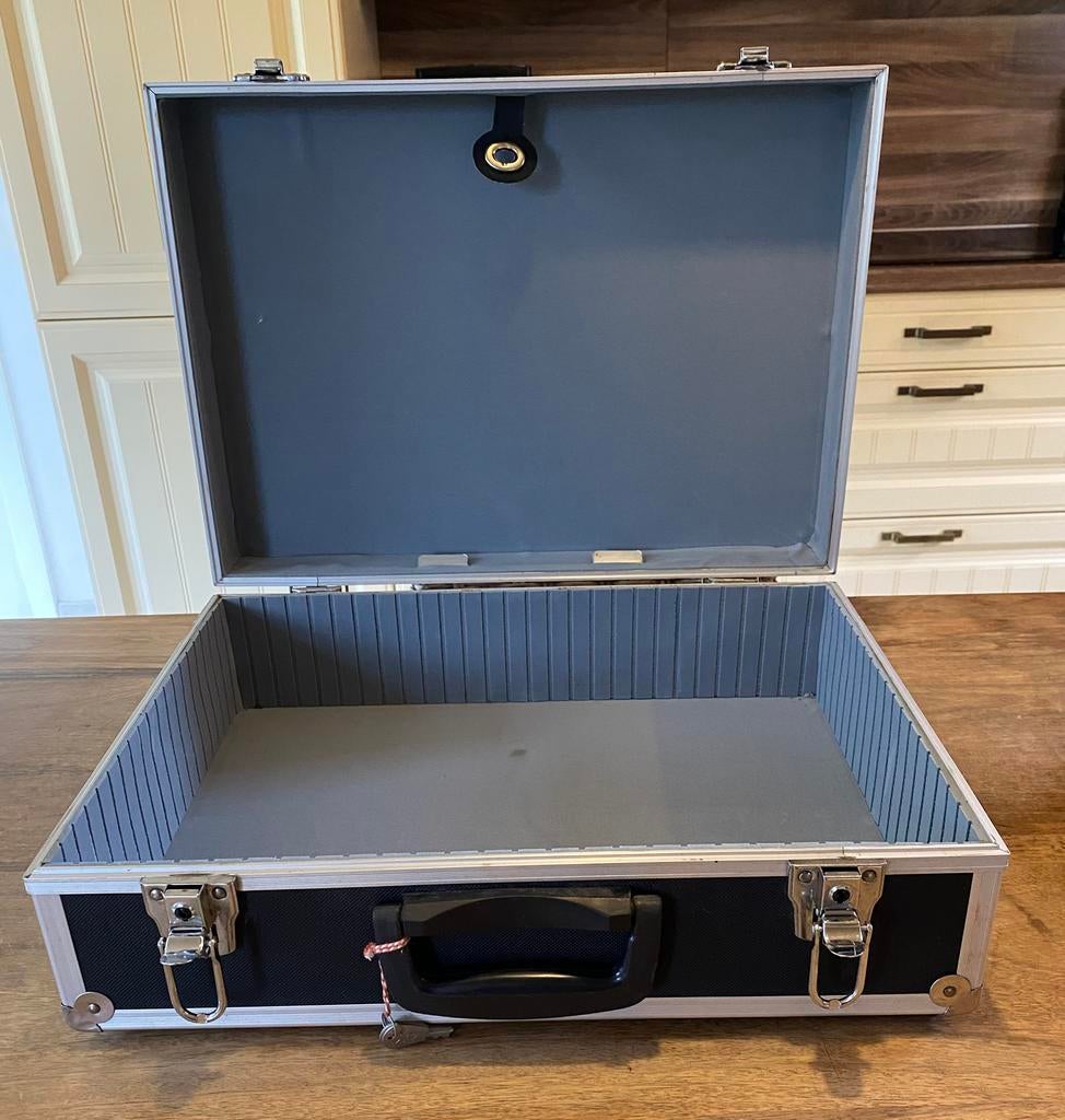 3 flightcases in zeer goede staat, Ophalen, Zo goed als nieuw