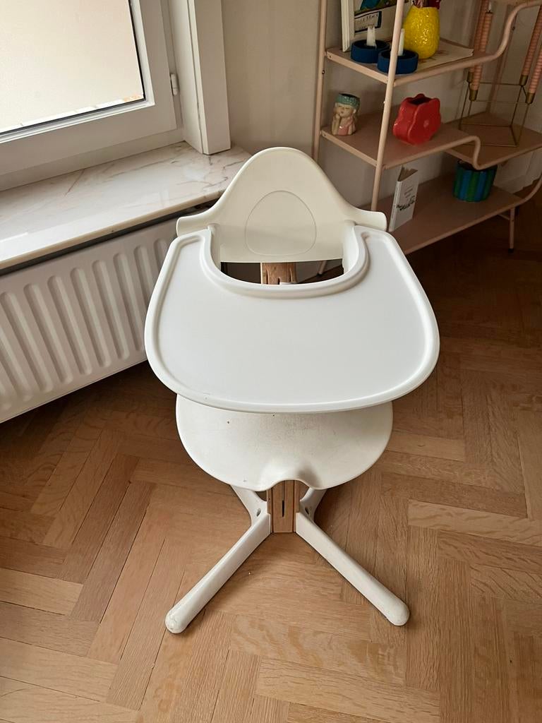 Stokke Nomi babystoel met newbornset, eetblad en babyset, Enfants & Bébés, Chaises pour enfants, Enlèvement, Comme neuf