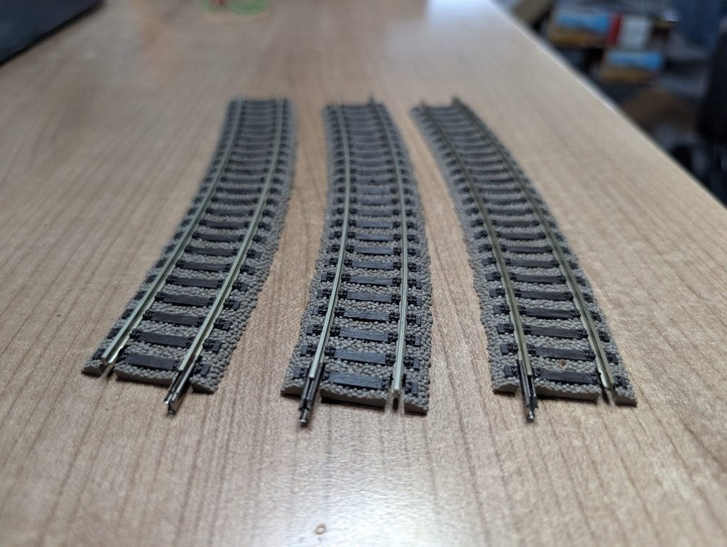 3 x Fleischmann 6133 H0 incurvé 547 mm Rails professionnels, Hobby & Loisirs créatifs, Trains miniatures | HO, Comme neuf, Rails