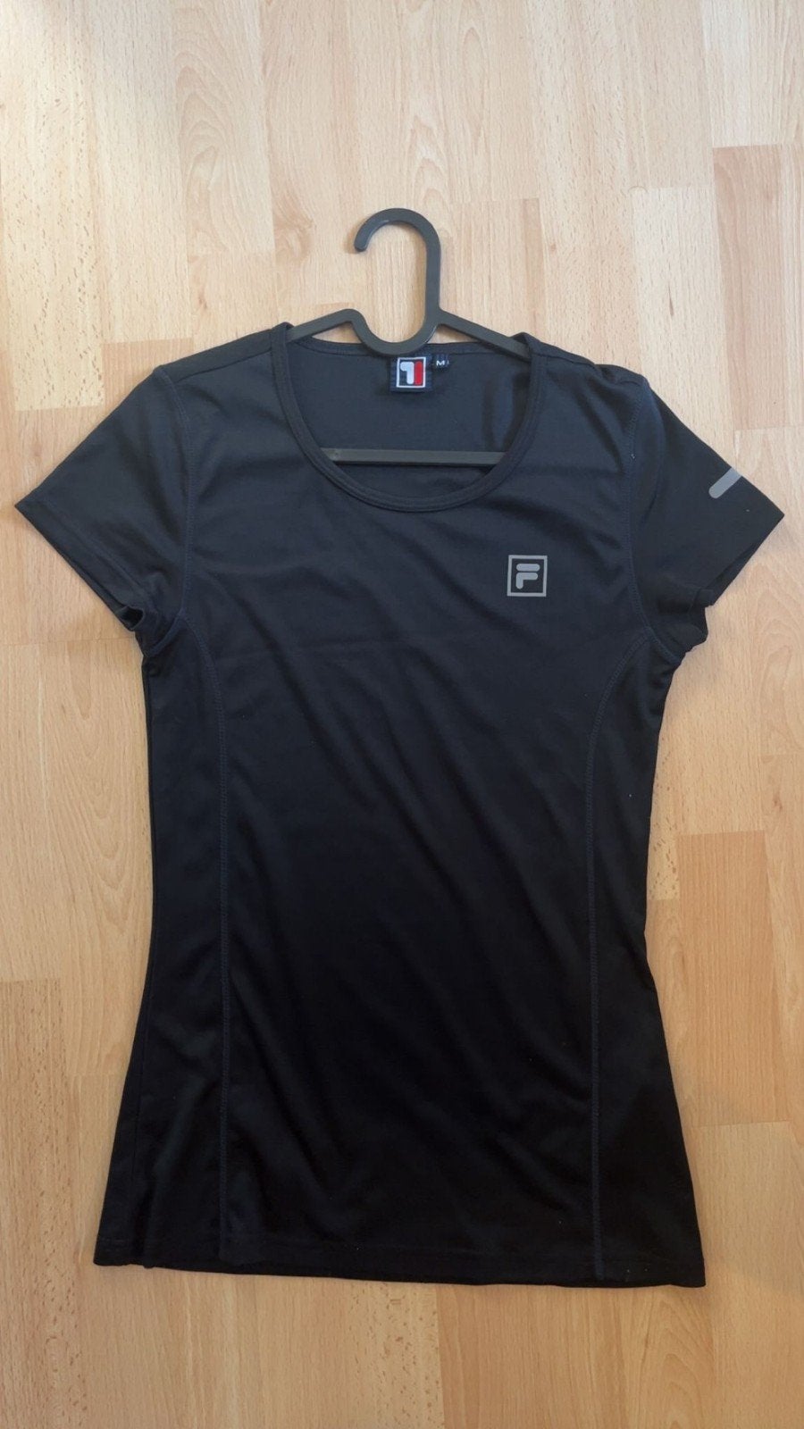 Fila shirt maat M, Kleding | Dames, T-shirts, Ophalen of Verzenden, Maat 38/40 (M)