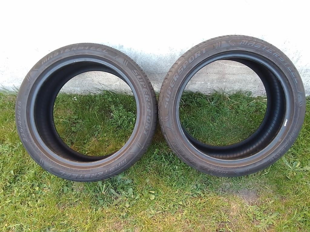 Banden 235 45 18, Auto-onderdelen, Banden en Velgen, Ophalen, 18 inch, Gebruikt, 235 mm
